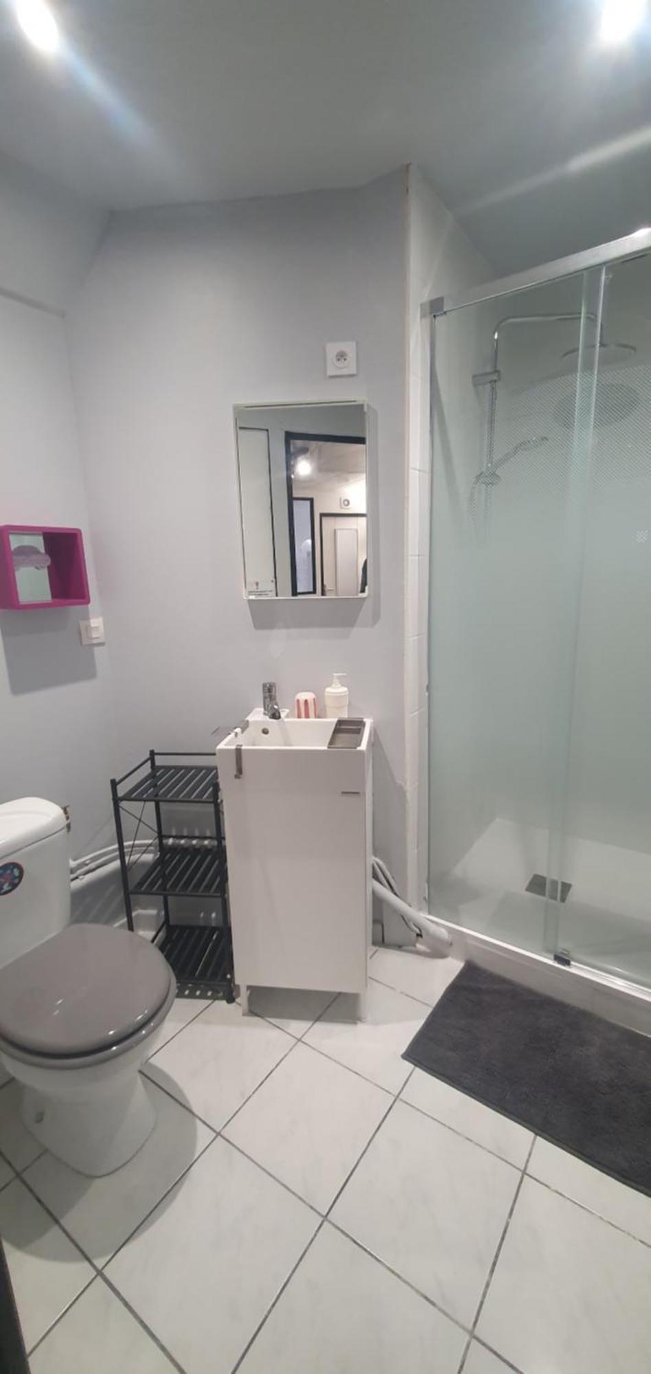 Chambres Privees Dans Maison Avec Jardin-Proche Ldlc-Groupama Stadium-Eurexpo Vaulx-en-Velin Exterior photo